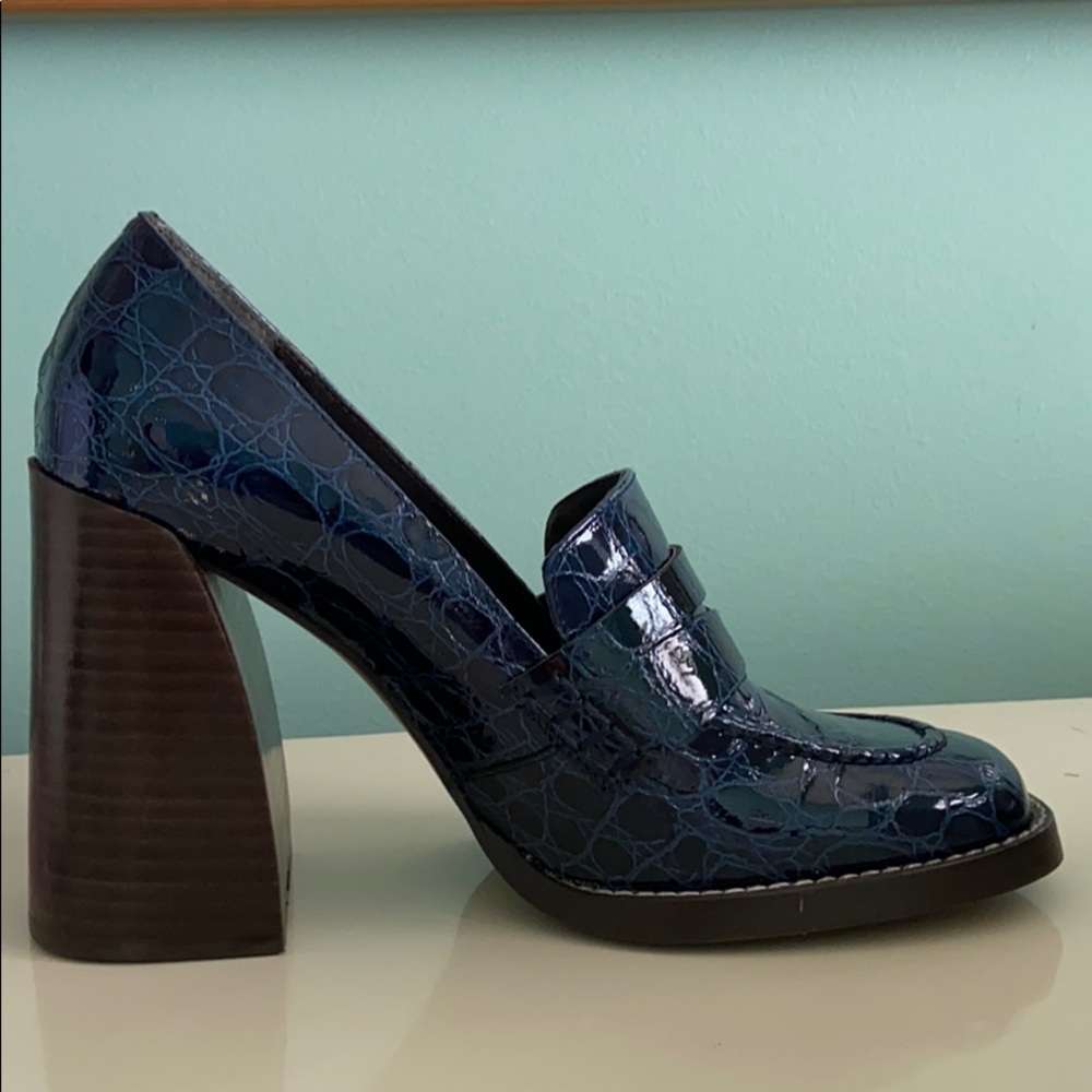 Leather Croco 4” Platform Loafers in Navy